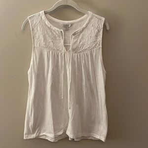 Lucky Brand White Sleeveless V-Neck Top - Large